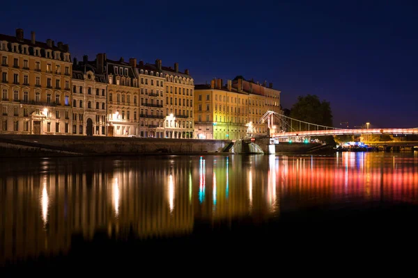 Lyon Fransa ile gece, nehirde Saone — Stok fotoğraf