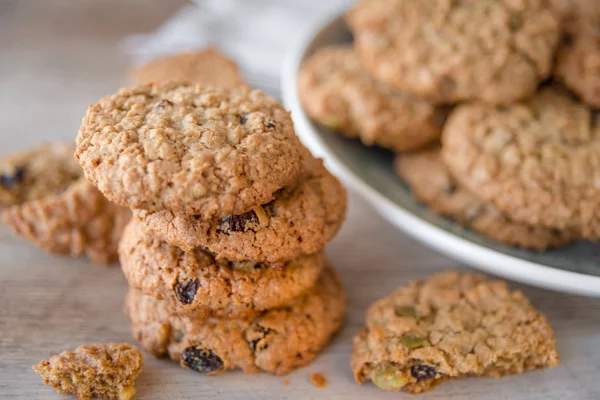 Oatmeal cookies  on wooden background table — Stock Photo, Image