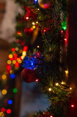 Aralık ayının arifesinde Xmas pazarına ışık tuttu.