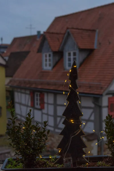 Árbol Navidad Con Luces Led Celebración Invierno —  Fotos de Stock