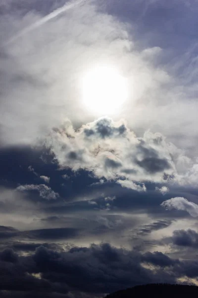南ドイツの田舎の空に雲が — ストック写真