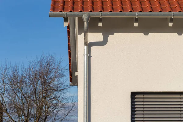 Bisbilhotice Telhado Novo Edifício Sul Alemanha Tarde Ensolarada — Fotografia de Stock