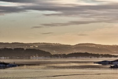 Oslofjord görünümünü bir soğuk kış gününde
