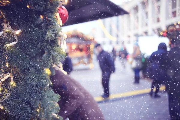 Christmas inredda staden landskap — Stockfoto