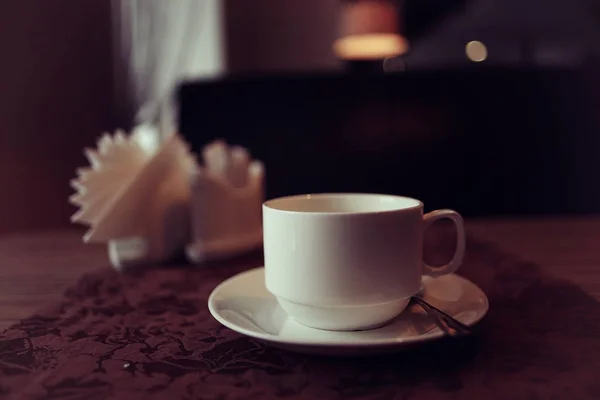 Taza de té en un café — Foto de Stock