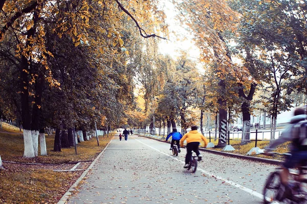 Herbst im Stadtpark — Stockfoto