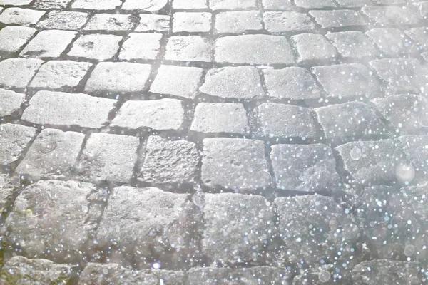 Кам'яна прогулянка на засніженій зимі — стокове фото
