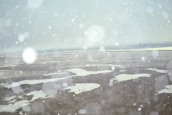 冬日的冰湖 — 图库照片