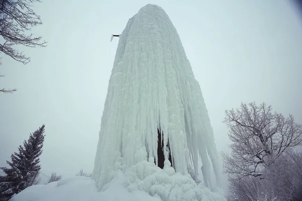 Paisagem rural de inverno nevado — Fotografia de Stock