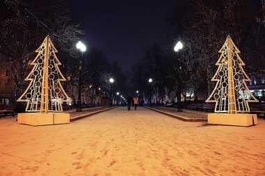 Şehirde yeni yıl zaman