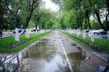 Bahar Park sokakta