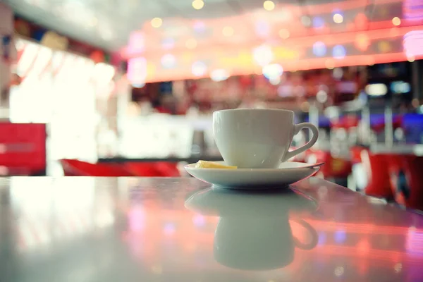 Tazza di tè in un caffè — Foto Stock