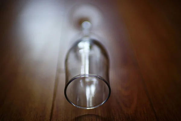 Empty clean wineglass — Stock Photo, Image