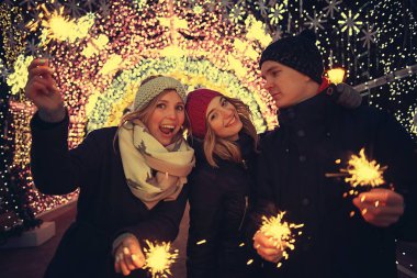 Gençlik Caddesi üzerinde yeni yıl kutlama