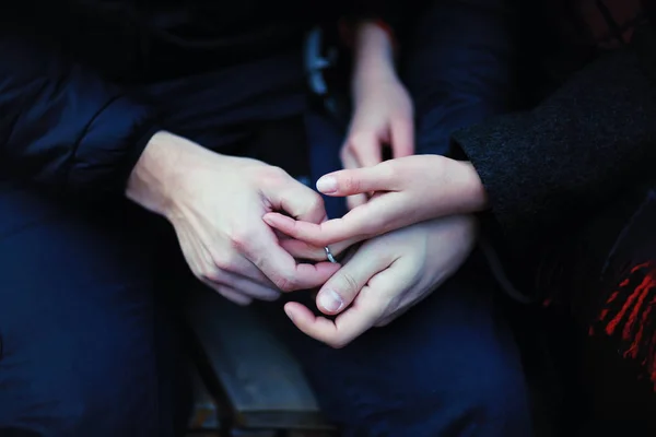 Couple hands holding each other — Stock Photo, Image