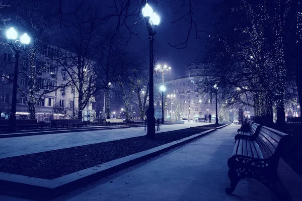 Noite na cidade incrível — Fotografia de Stock