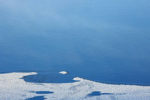 Textura de água de ondulação — Fotografia de Stock