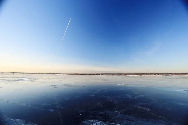 Winterliche Schneelandschaft — Stockfoto