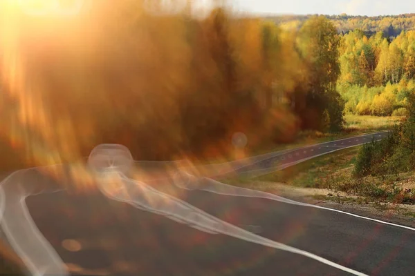 Höstens road oskärpa bakgrund — Stockfoto