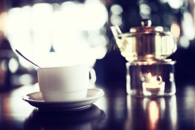 kafede kahvaltı saati