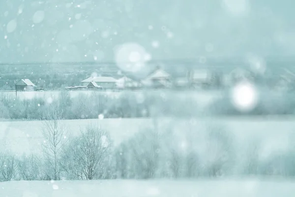 Häuschen im Dorf — Stockfoto