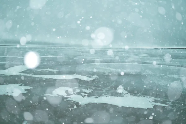 冬日的冰湖 — 图库照片