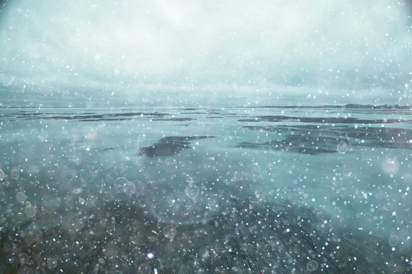 Lago congelado en invierno — Foto de Stock