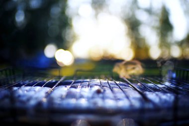 Sokakta ızgara balık