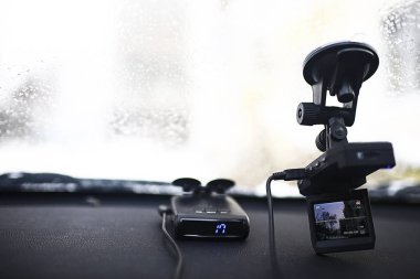 Şık Siyah Araba İçi