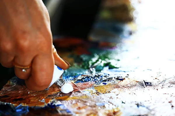 Artist oil paints on canvas — Stock Photo, Image