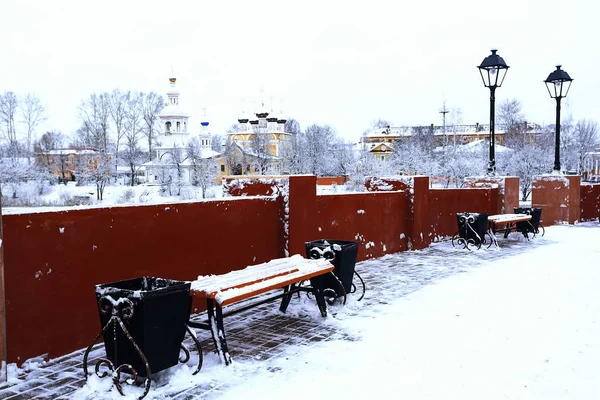 Vologda kışın Quay