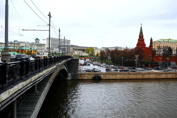 Кремль и Москва — стоковое фото