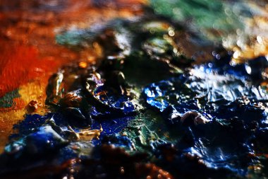 sanatçının tuval üzerine yağlıboya