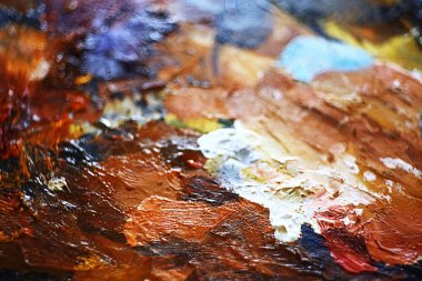 sanatçının tuval üzerine yağlıboya