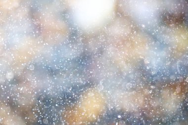 Nehir kıyısında çakıl doku 