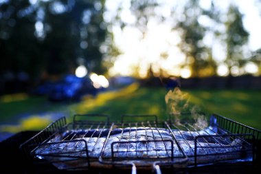 Sokakta ızgara balık