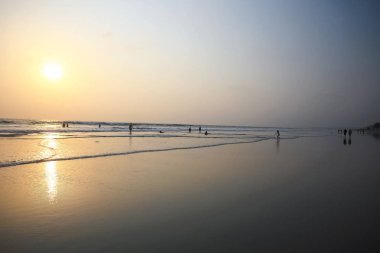 günbatımı kum plaj