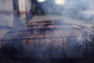 Barbekü Izgara kaburga ızgara