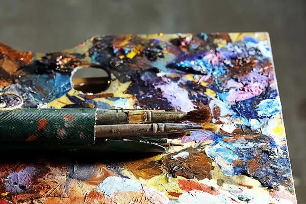 Artist oil paints on canvas — Stock Photo, Image