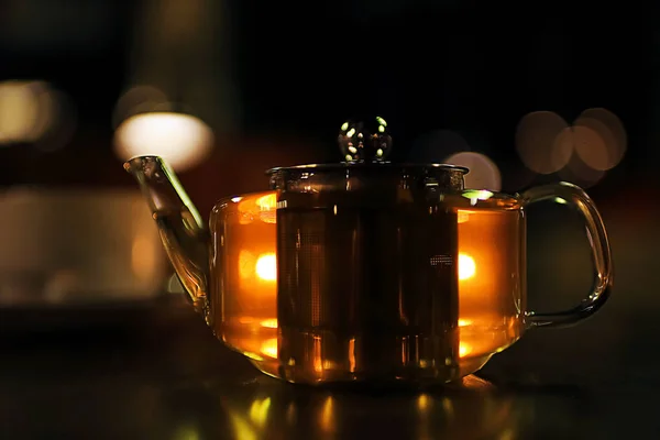 Herbata na stole w restauracji — Zdjęcie stockowe