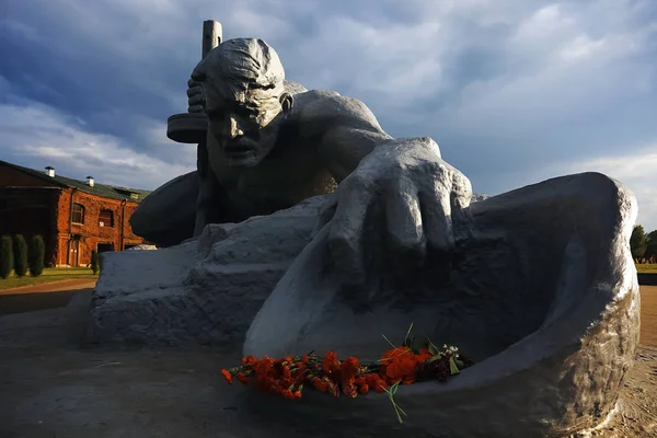 Памятник жертвам войны — стоковое фото