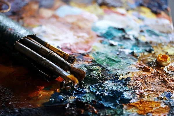 Artist oil paints on canvas — Stock Photo, Image