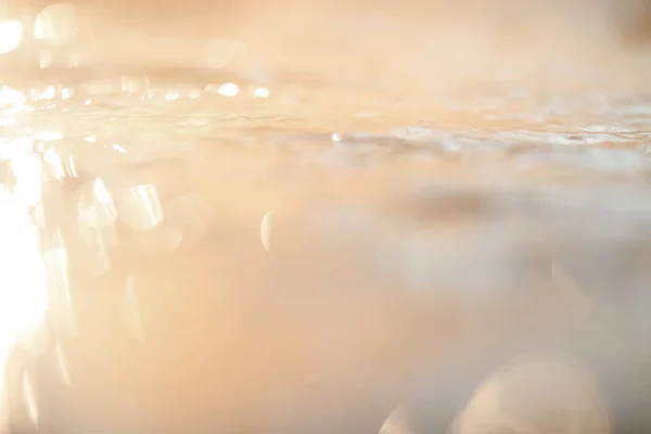 Textura de agua con olas pequeñas — Foto de Stock