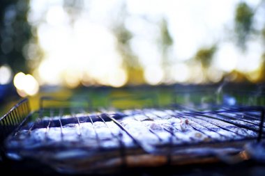 Sokakta ızgara balık