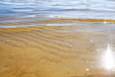 Su gelen kum izlemeler