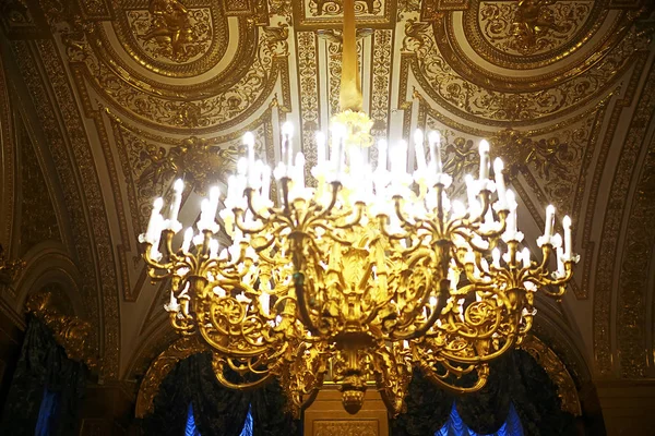 Intérieur de luxe dans le Peterhof — Photo