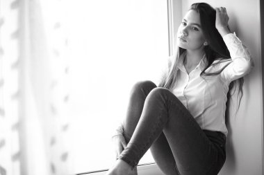 düşünceli genç kız