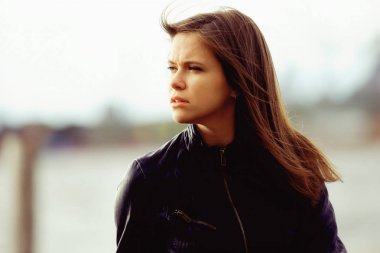 Genç güzel kadın.