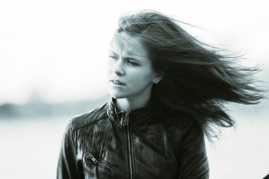 Genç güzel kadın.