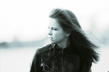 Genç güzel kadın.